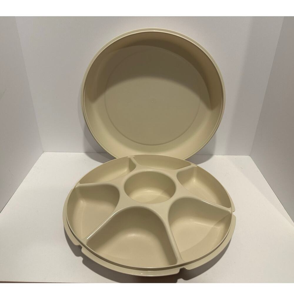Vintage Tupperware Veggie tray divided chip dip tray with Lid
